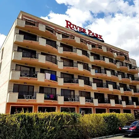 Dimi's River Park * Σάνι Μπιτς