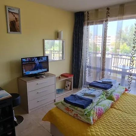 Dimi's River Park * Σάνι Μπιτς