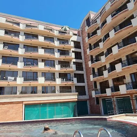 Dimi's River Park 阳光海滩