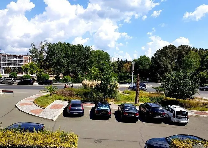 Dimi's River Park Apartment *